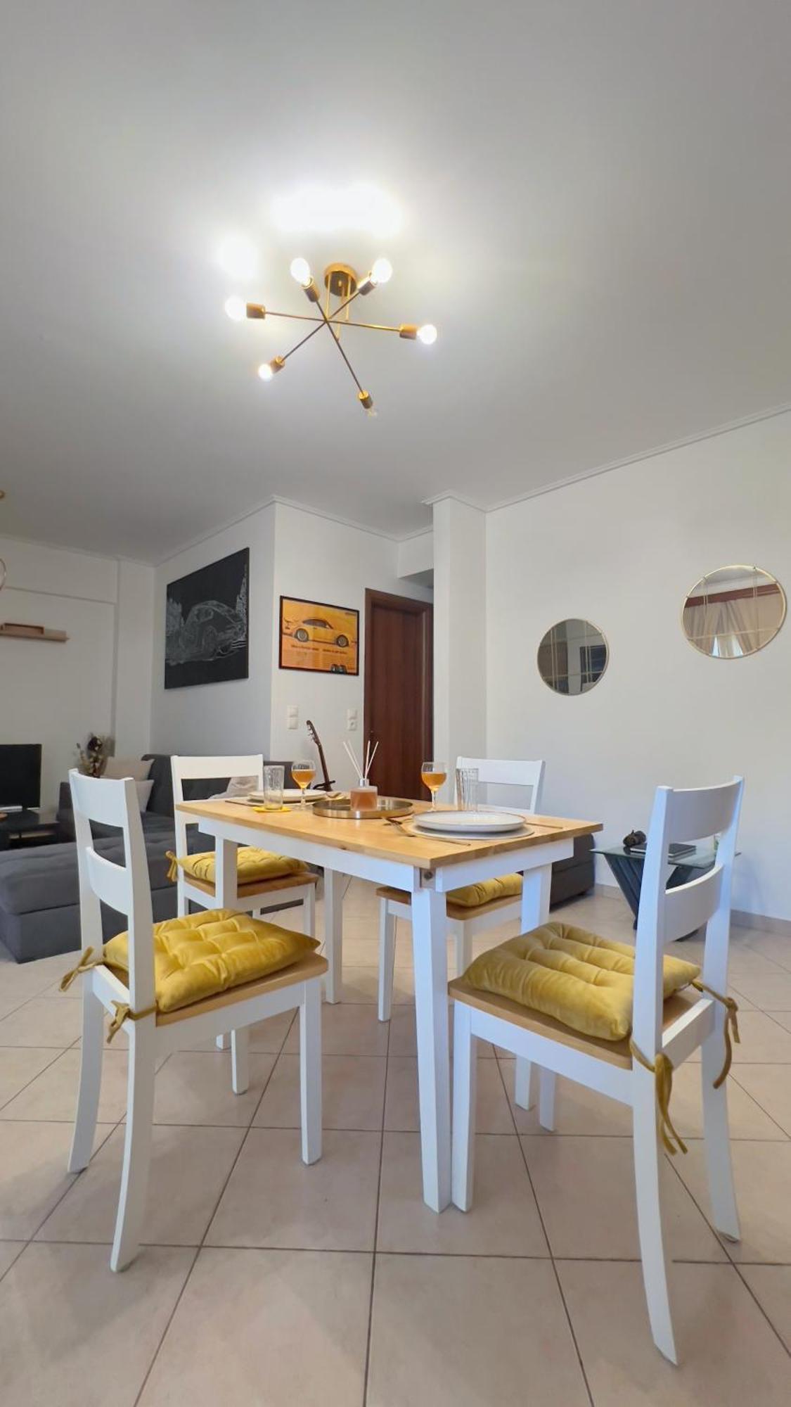 H&H Cozy Retreat Appartement Piraeus Buitenkant foto