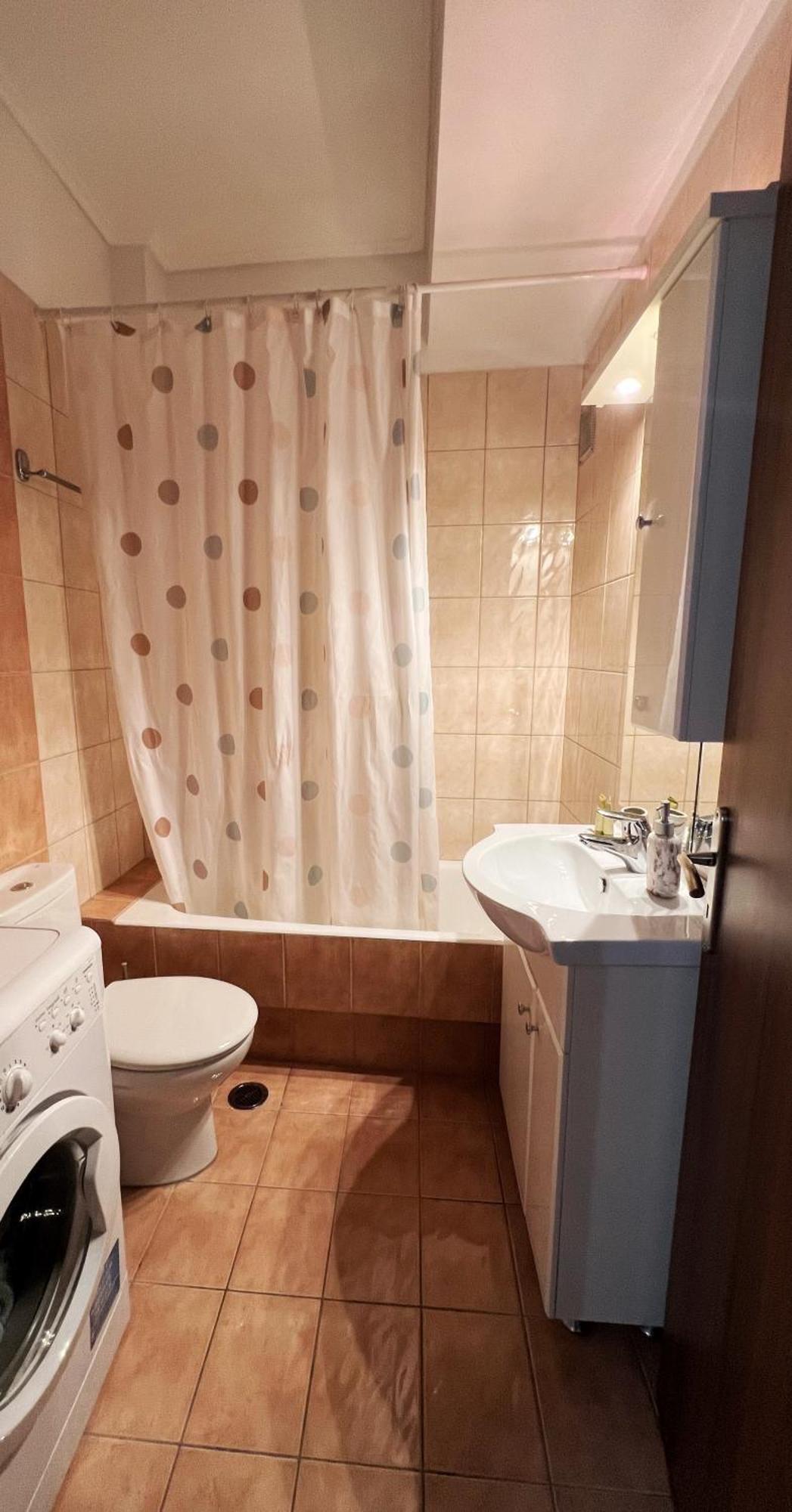 H&H Cozy Retreat Appartement Piraeus Buitenkant foto